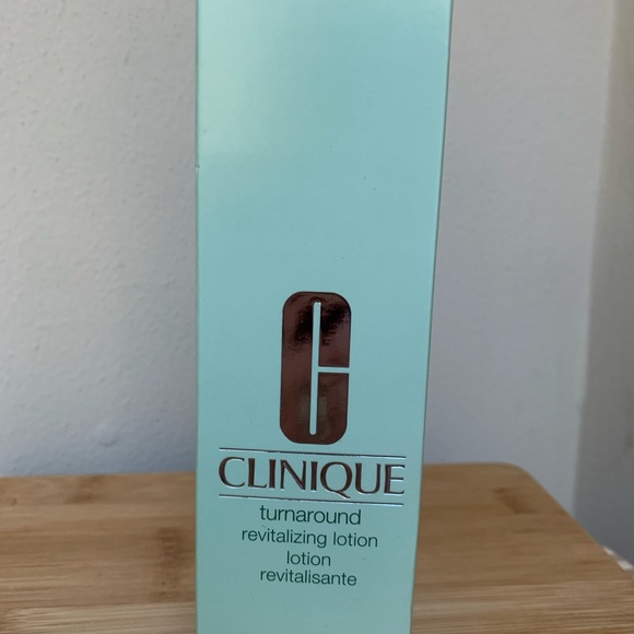 Clinique | Skincare | Clinique Turnaround Revitalizing Lotion | Poshmark